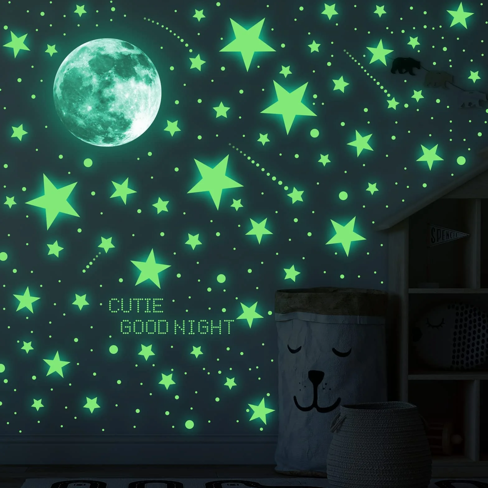 Glow In The Dark Naklejki Ścienne, 637 sztuk Luminous Kropki Gwiazdy i Księżyc DIY Naklejki ścienne do sufitu lub ścian, Luminous Naklejki samoprzylepne dla dzieci Sypialnia Dekoracji